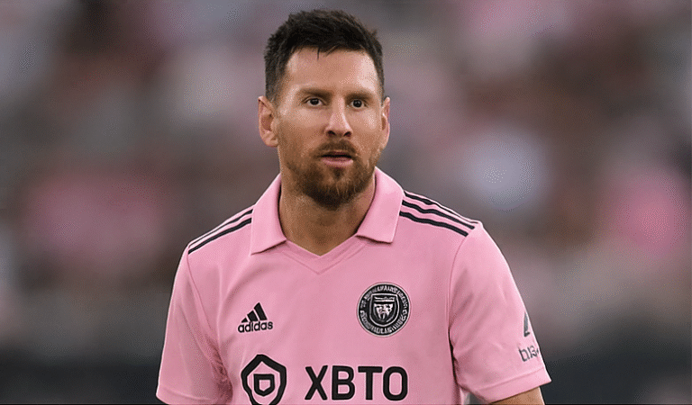 Lionel Messi in Inter Miami pink jersey